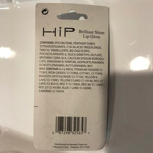L'Oreal Makeup - 3 FOR 12 L’Oréal Hip Jubilant 774. L'Oreal Makeup - 3 FOR 12 L’Oréal Hip Jubilant 774.